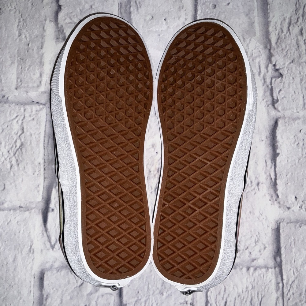 Vans Classic Slip On (Aura‎ Shift) Multicolor True White Womens Size 5 1/2 - Picture 4 of 7